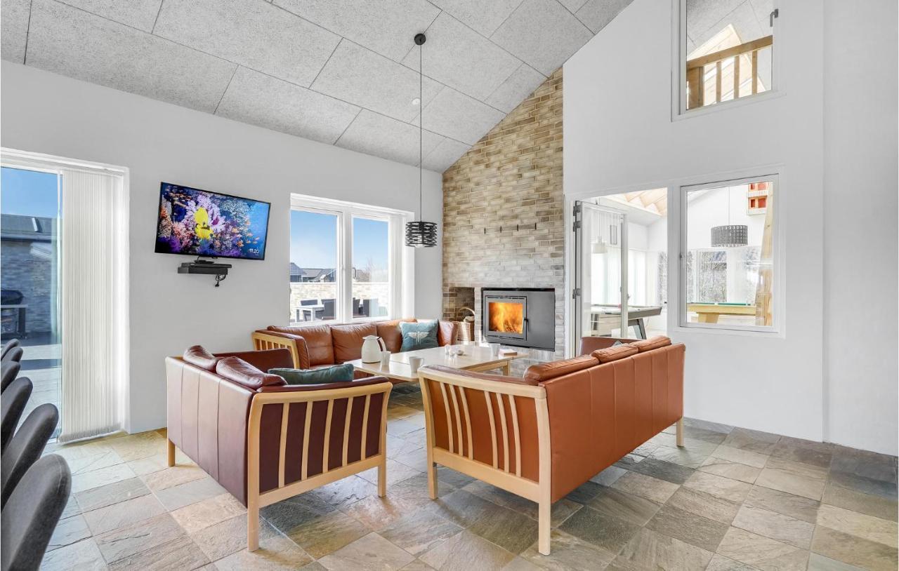 Nice Home In Tarm With Kitchen Экстерьер фото